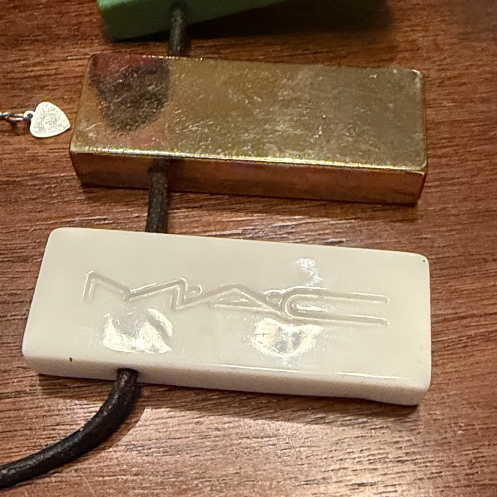 Rare Mac Cosmetics Fragrance Cap Necklace View 2
